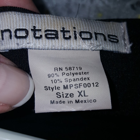 Black top with scarf - Picture 7 of 8